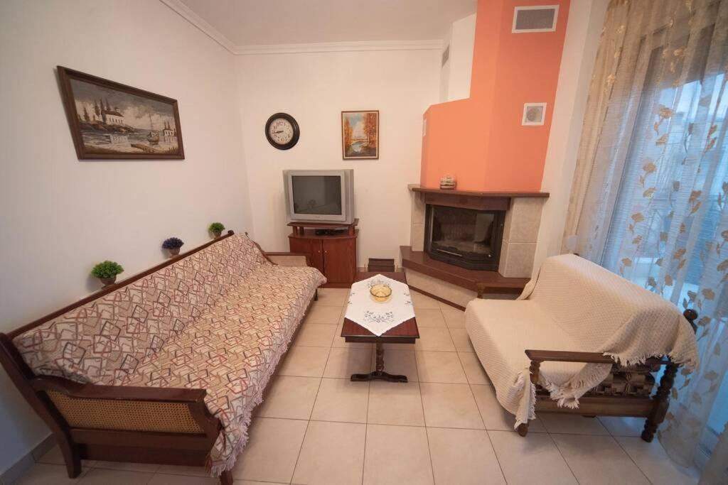 Zoe's Apartments Nea Iraklitsa Buitenkant foto